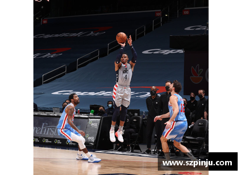 z6尊龙凯时官方网站NBA球星维斯布鲁克精彩瞬间，风采再现球场震撼！